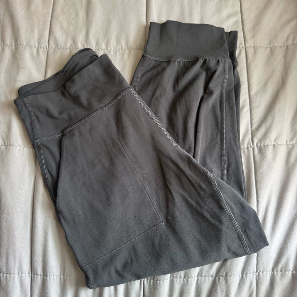 Lululemon align joggers with pockets
